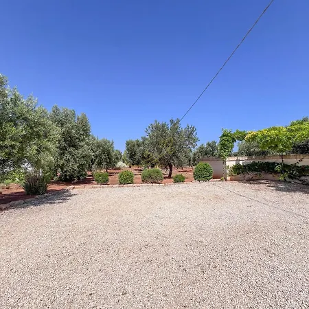 Td Torretta Macrame Amid The Mediterranean Scrub فيلة فاسانو