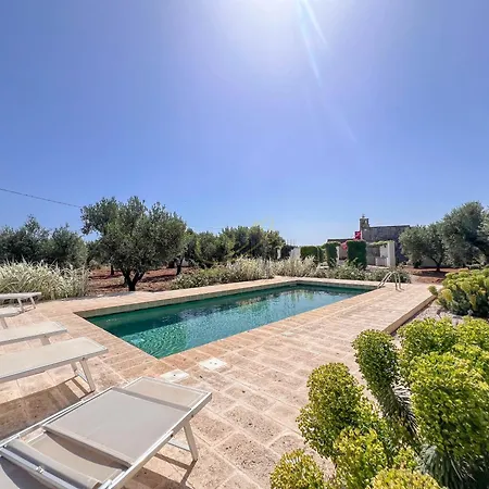 Td Torretta Macramè Amid The Mediterranean Scrub * Fasano